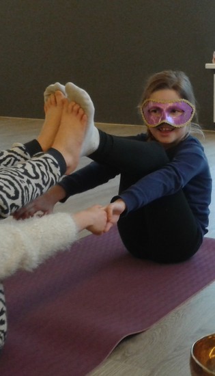 Kind en Ouder - Yoga Maarssen Kinderyoga meisjes